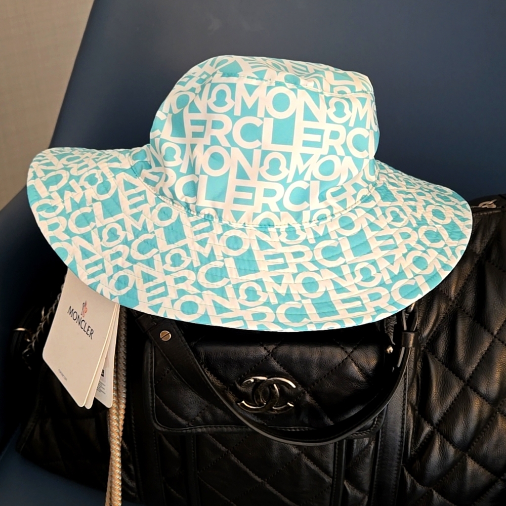 Moncler sunhat logo hat with tie